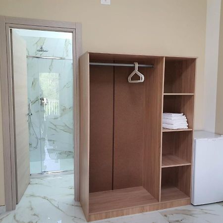 B&B La Leggenda Весте Екстериор снимка